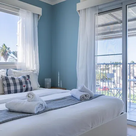 Tyris - 1 Bedroom & Balcony In Апартаменти