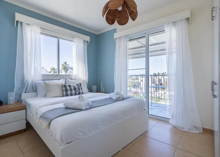 Tyris - 1 Bedroom & Balcony In *