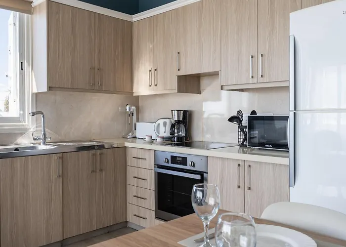 Апартаменти Tyris - 1 Bedroom & Balcony In