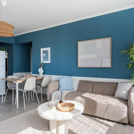 Apartment Tyris - 1 Bedroom & Balcony In *