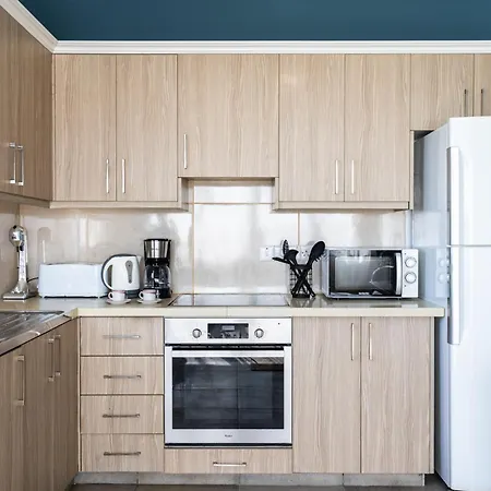 דירה Tyris - 1 Bedroom & Balcony In