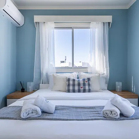 דירה Tyris - 1 Bedroom & Balcony In *